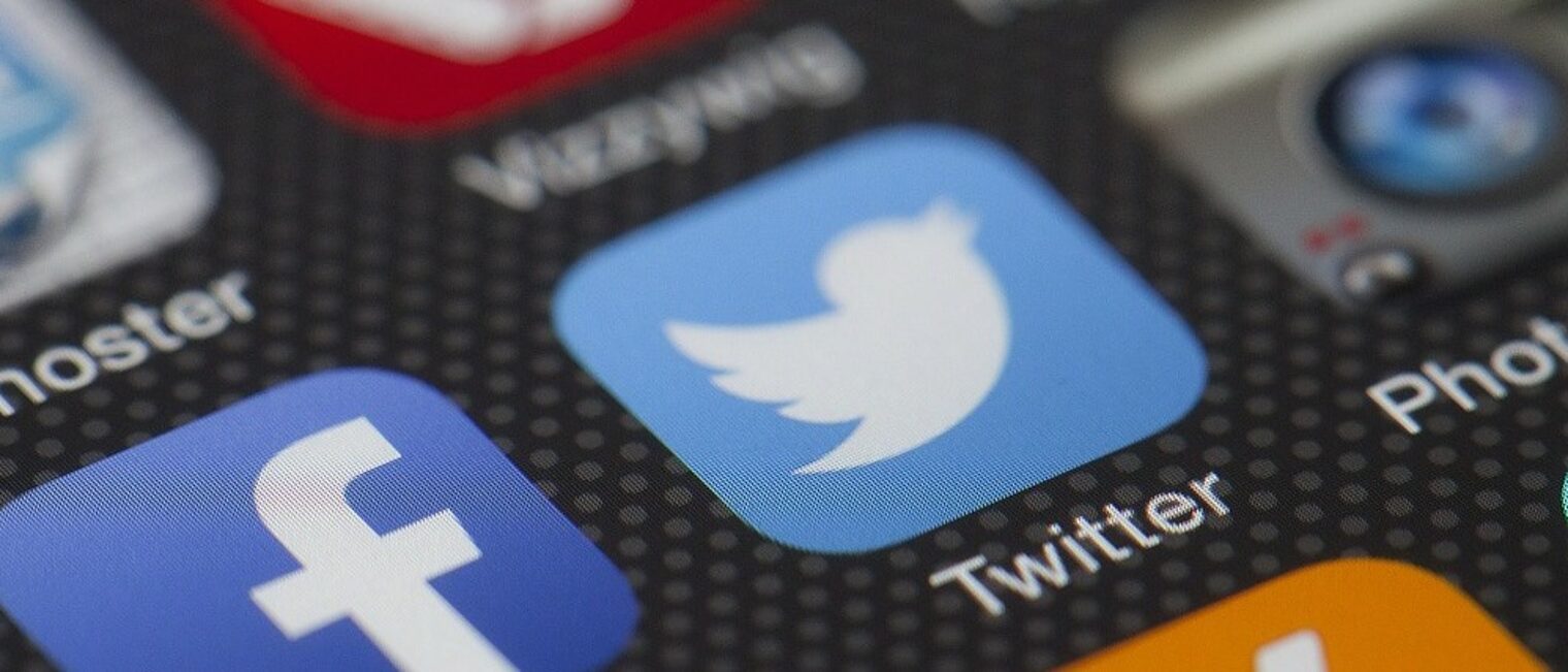 Social Media Smartphone
