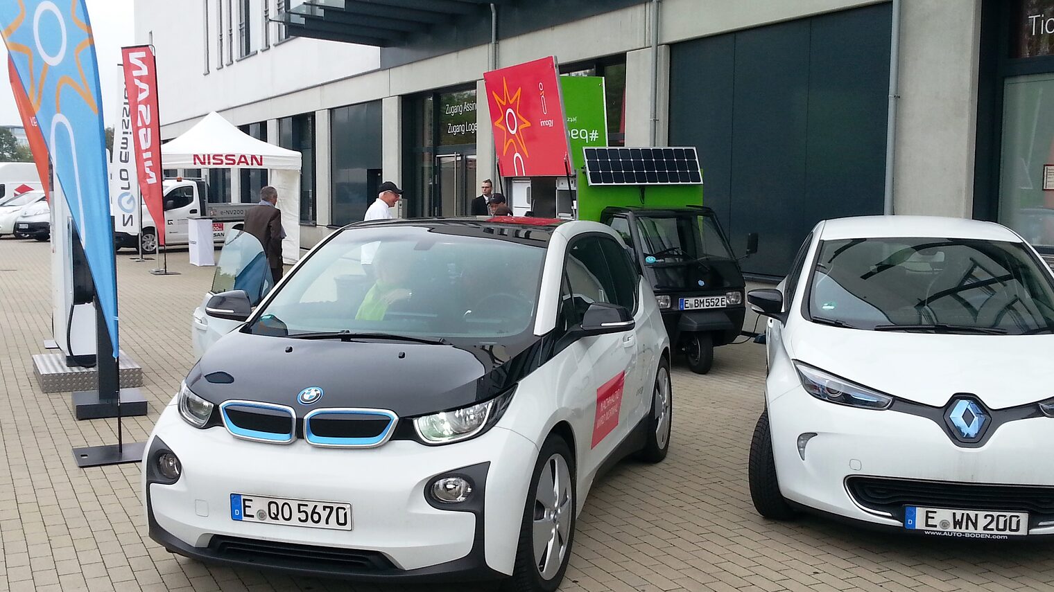 Elektromobilität Stadion Essen 10102017 Außen