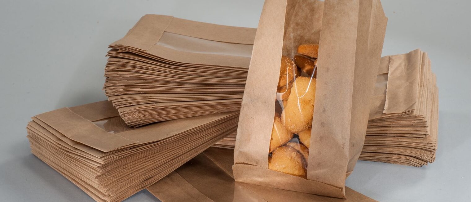 Brötchen in Papiertüten