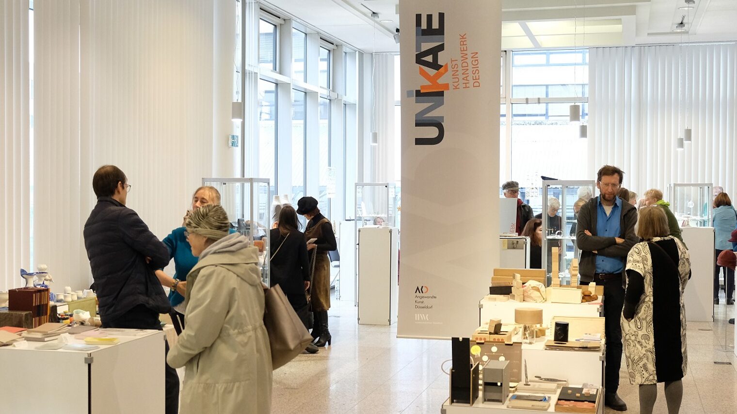 Unikate-Ausstellung im Foyer der Handwerkskammer