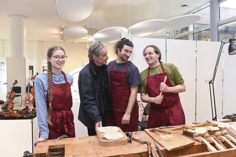 Das Team von Geigenbauer Angilletta