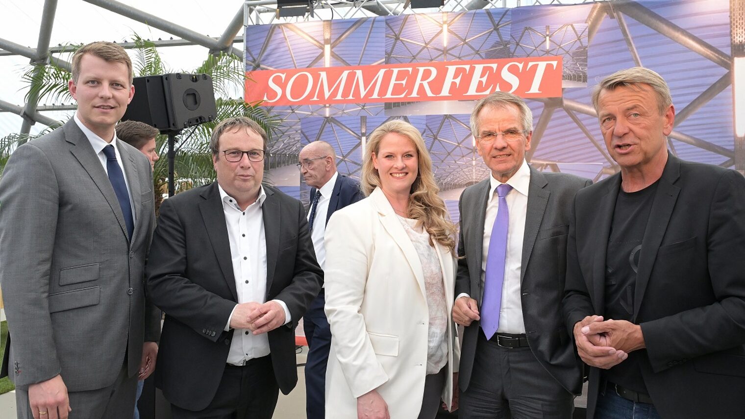 (v. l.): Henning Höne, Oliver Krischer, Janine Kirchmair, Andreas Ehlert und Christoph Rasche
