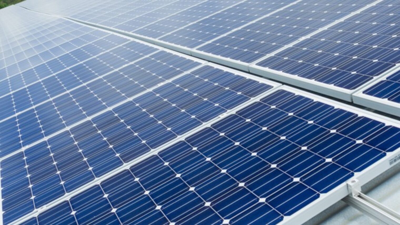 Detailfoto von Solarpaneelen