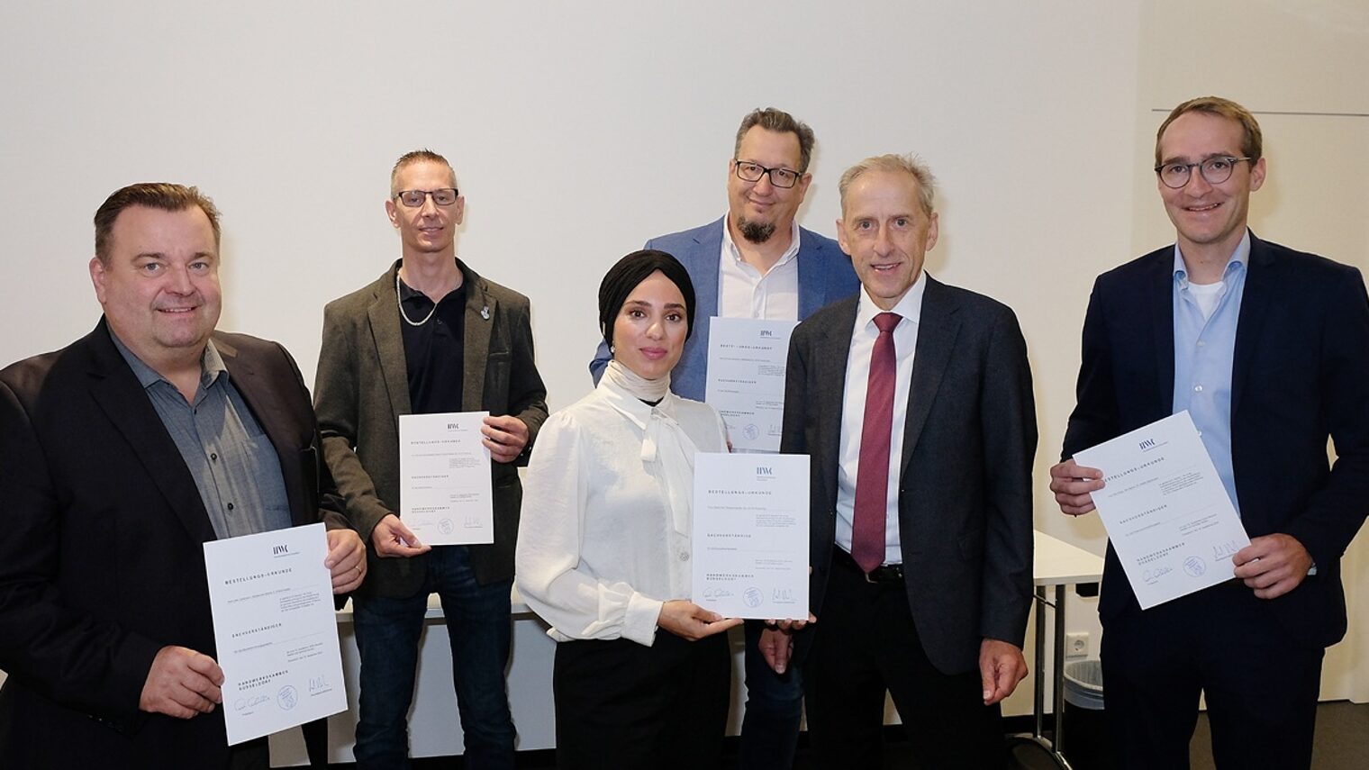 (v. l.) Uwe Lademann, Thomas Golombiewski, Safiye Sari, Thomas Lessmann, Hauptgeschäftsführer Dr. Axel Fuhrmann und Nils Kupp